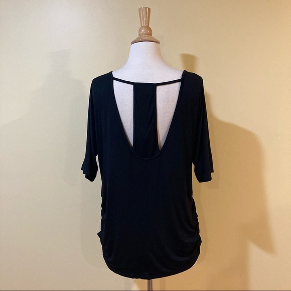 Open Cutout T Back Ruched Sides Drapey Top Black - Picture 2 of 6